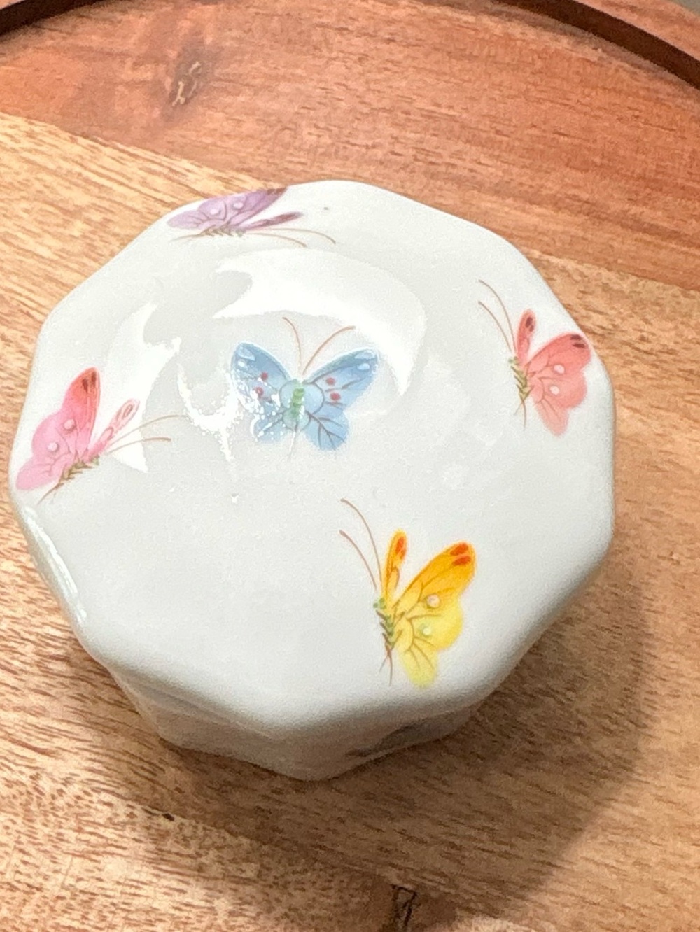 Vintage Takahashi San Francisco Ceramic Butterfly Jewelry Trinket Box 2.5”
